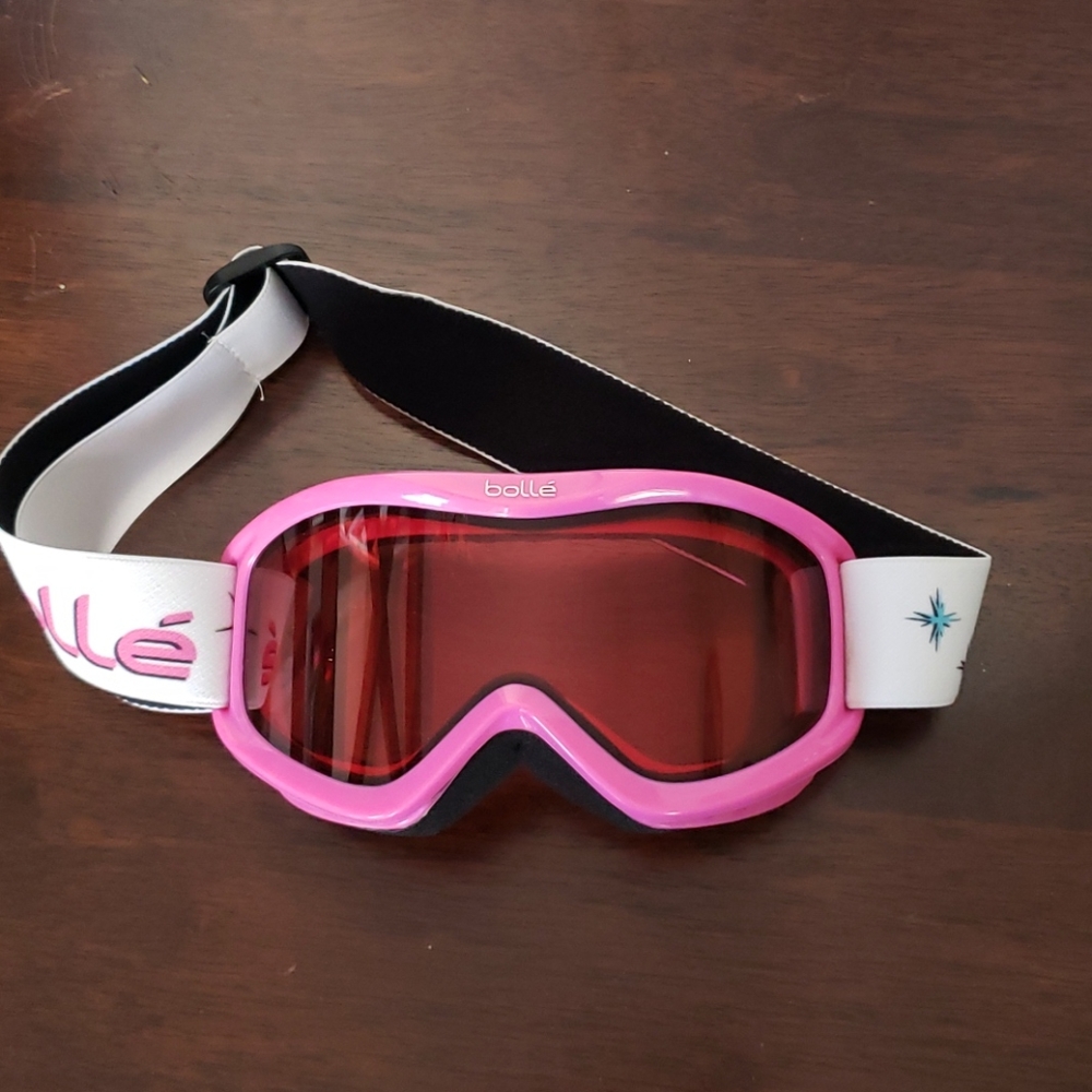 Goggle